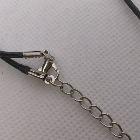 Turquoise Healing Crystal Point Necklace Silver tone Leather Necklace 22" Cord - Picture 6 of 8